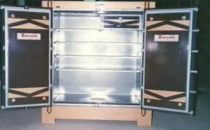  85 CM x 85 CM x 55 CM *900 KG